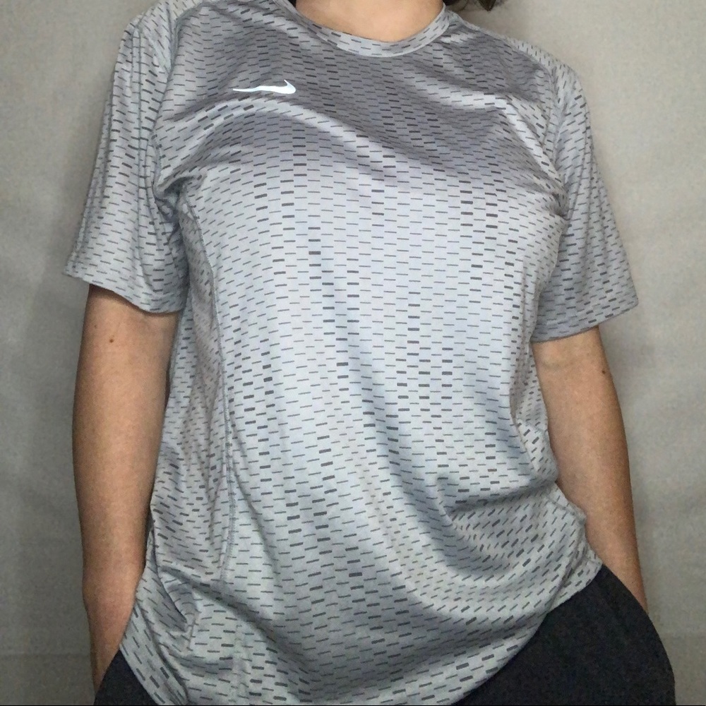 Large (L) Nike Dri-Fit Running Shirt